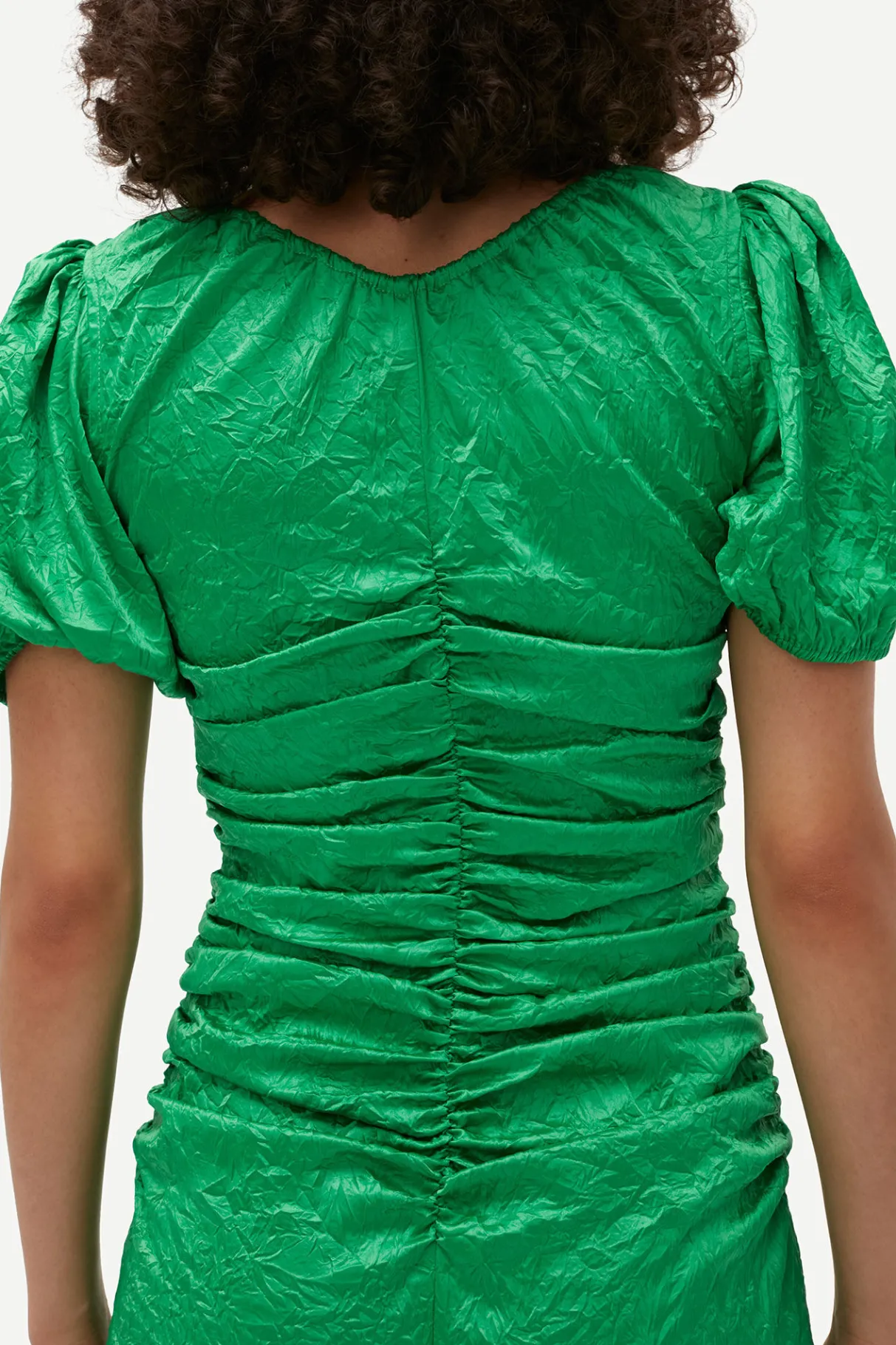 Online GANNI Green Crinkled Satin Midi Dress Bright Green