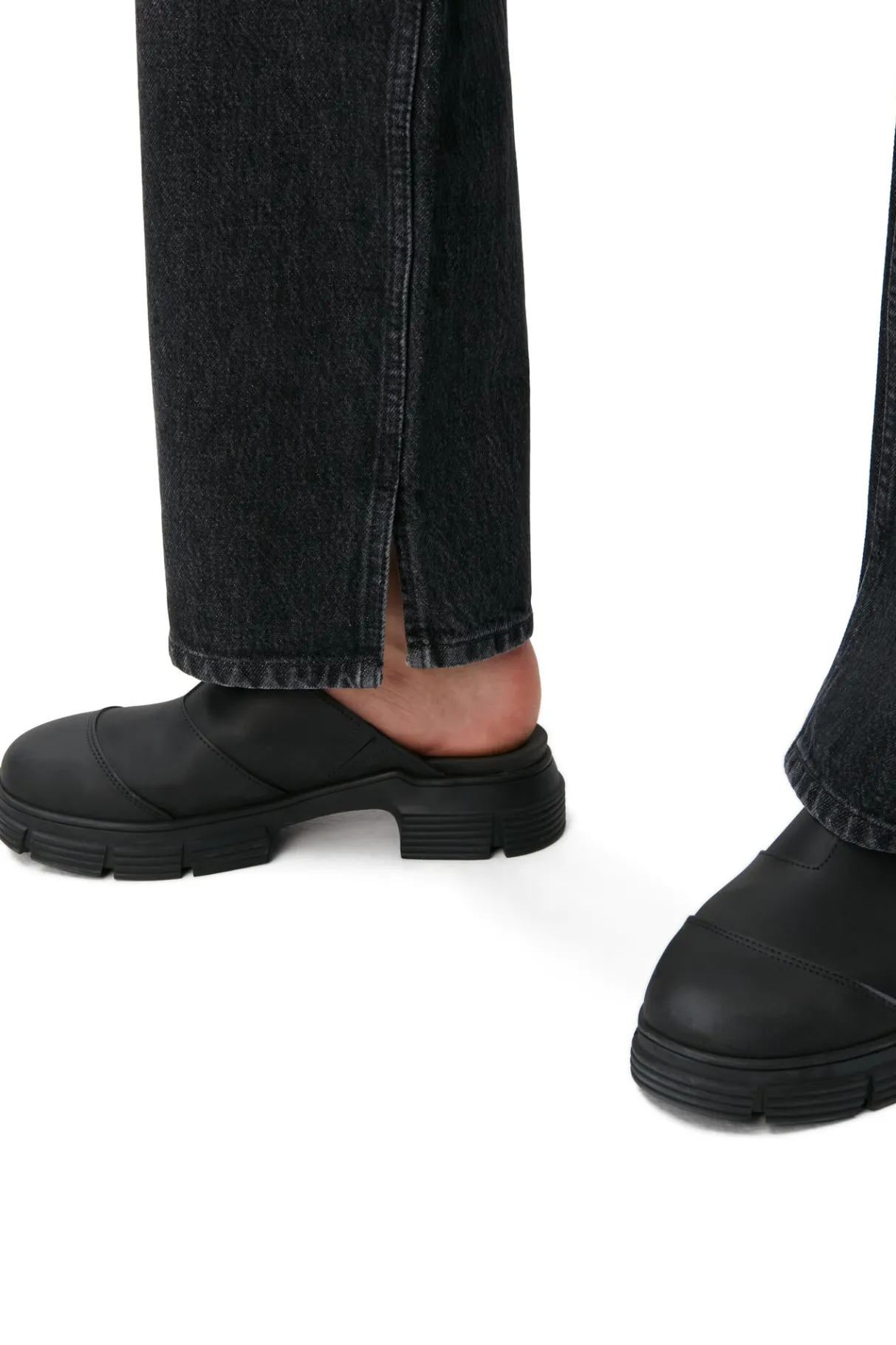 New GANNI Rigid Denim Lovy Black/White Vintage